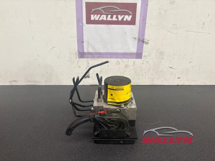 Gebruikte ABS Pomp Volkswagen Polo V (6R) 1.6 TDI 16V 75 Prijs € 72,60 Inclusief btw aangeboden door Wallyn COMMV