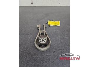 Gebruikte Motorrubber Opel Corsa D 1.3 CDTi 16V ecoFLEX Prijs € 24,20 Inclusief btw aangeboden door Wallyn COMMV