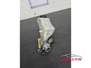 Gebruikte Hoofdremcilinder Opel Corsa D 1.3 CDTi 16V ecoFLEX Prijs € 24,20 Inclusief btw aangeboden door Wallyn COMMV