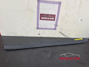 Gebruikte Bekleding bagageruimte Toyota RAV4 (A3) 2.0 16V Valvematic 4x2 Prijs € 48,40 Inclusief btw aangeboden door Wallyn COMMV