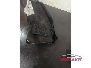 Gebruikte Paravan Volkswagen Polo V (6R) 1.2 TDI 12V BlueMotion Prijs € 18,15 Inclusief btw aangeboden door Wallyn COMMV