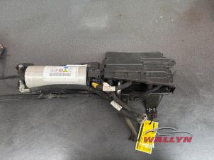 Gebruikte Start/stop condensator Citroen C4 Grand Picasso (UA) 1.6 HDiF 16V 110 Prijs € 60,00 Inclusief btw aangeboden door Wallyn COMMV