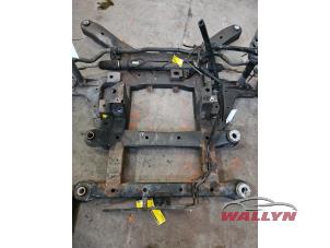 Gebruikte Subframe Ssang Yong Rodius 2.2 SV 220 e-XDi 16V 2WD Prijs € 181,50 Inclusief btw aangeboden door Wallyn COMMV