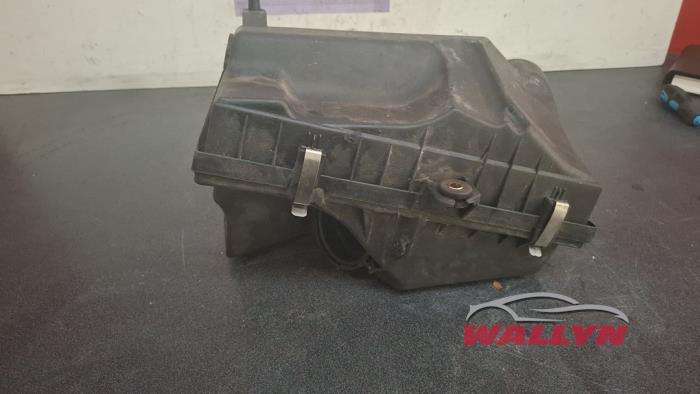 Gebruikte Luchtfilterhuis Volvo V40 (VW) 1.9 D Prijs € 24,20 Inclusief btw aangeboden door Wallyn COMMV