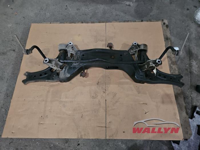 Gebruikte Subframe Skoda Fabia (6Y2) 1.4i 16V Prijs € 30,25 Inclusief btw aangeboden door Wallyn COMMV