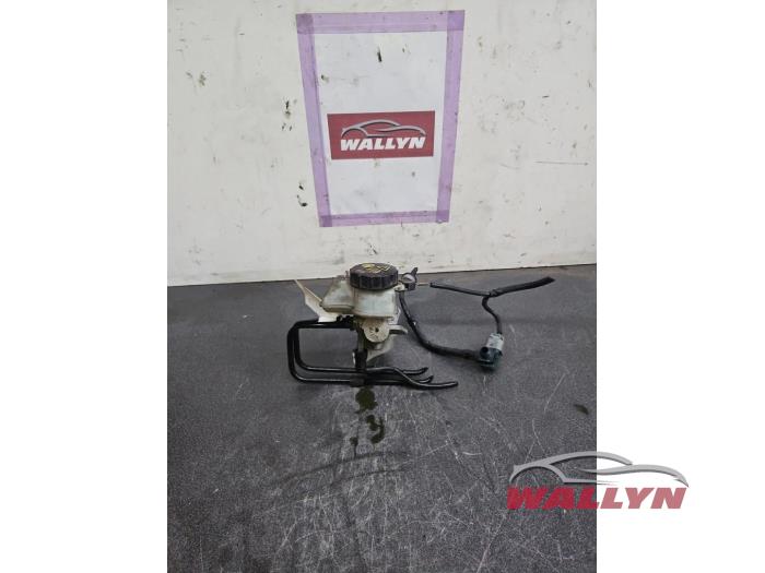 Gebruikte Hoofdremcilinder Volvo V50 (MW) 1.6 D 16V Prijs € 30,25 Inclusief btw aangeboden door Wallyn COMMV