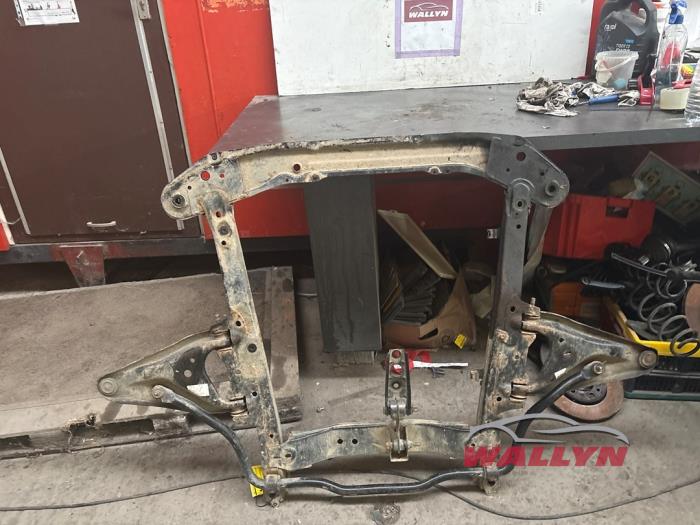 Gebruikte Subframe Dacia Dokker Express (8S) 1.6 16V Prijs € 102,85 Inclusief btw aangeboden door Wallyn COMMV