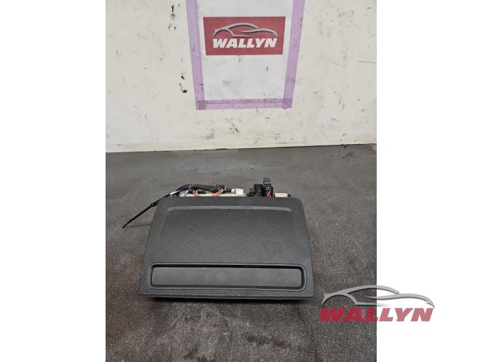 Gebruikte Display Interieur Audi A3 Sportback (8VA/8VF) Prijs € 60,50 Inclusief btw aangeboden door Wallyn COMMV