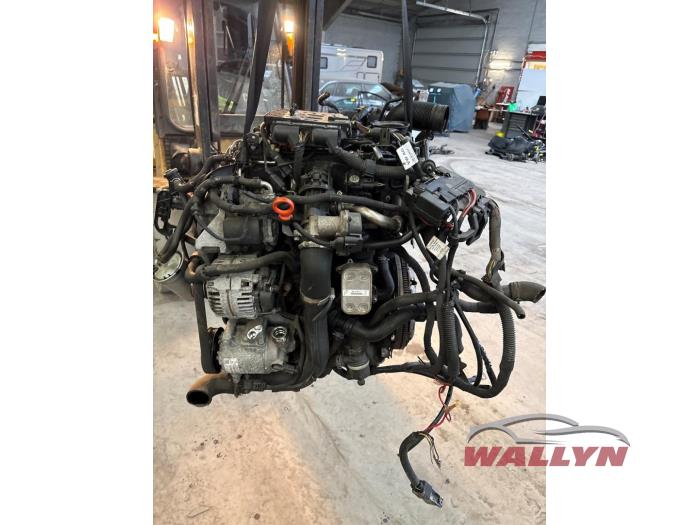 Motor van een Skoda Roomster (5J) 1.6 TDI 16V 2011