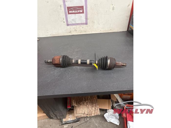 Gebruikte Aandrijfas links-voor Alfa Romeo Giulietta (940) Prijs € 145,20 Inclusief btw aangeboden door Wallyn COMMV