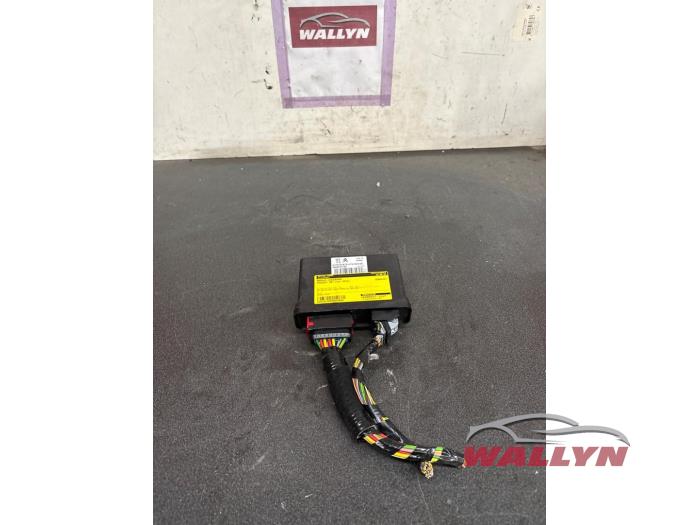 Gebruikte Module (diversen) Peugeot 207 CC (WB) 1.6 HDiF 16V Prijs € 30,25 Inclusief btw aangeboden door Wallyn COMMV