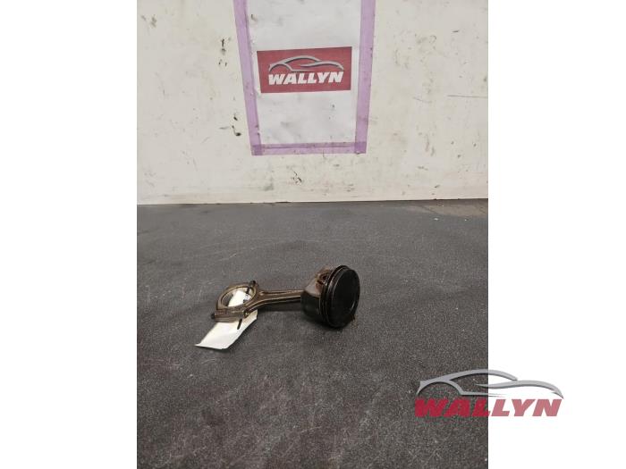 Gebruikte Zuiger Opel Corsa E 1.4 16V Bi-Fuel Prijs € 24,20 Inclusief btw aangeboden door Wallyn COMMV