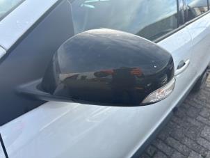 Gebruikte Spiegel Buiten links Renault Megane III Grandtour (KZ) 1.4 16V TCe 130 Prijs € 65,00 Margeregeling aangeboden door BGB Motorenrevisie & Autoparts