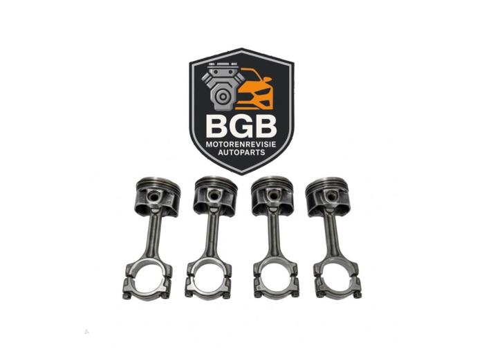 Gebruikte Zuiger Renault Captur I (2R) 1.2 TCE 16V EDC Prijs € 125,00 Margeregeling aangeboden door BGB Motorenrevisie & Autoparts