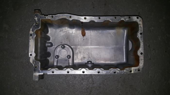 Gebruikte Carterpan Volkswagen Golf Prijs € 18,15 Inclusief btw aangeboden door AKAS Automaterialen