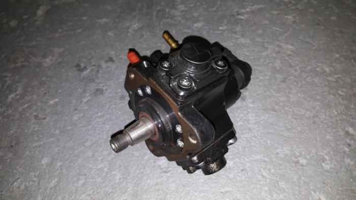 Gebruikte Dieselpomp Fiat Bravo Prijs € 90,75 Inclusief btw aangeboden door AKAS Automaterialen