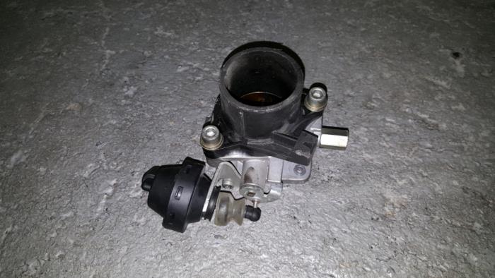 Gebruikte Gasklephuis Alfa Romeo 156 Prijs € 30,25 Inclusief btw aangeboden door AKAS Automaterialen