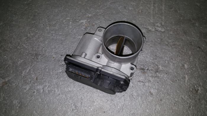 Gebruikte Gasklephuis Mitsubishi L200 Prijs € 24,20 Inclusief btw aangeboden door AKAS Automaterialen