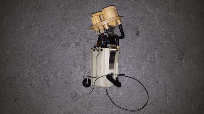 Gebruikte Tank element Pomp Volvo V70/S70 Prijs € 60,50 Inclusief btw aangeboden door AKAS Automaterialen