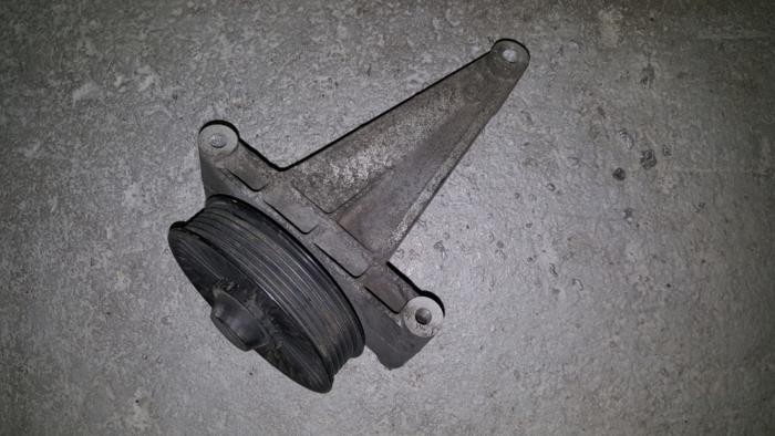Gebruikte Spanner multiriem Mercedes Sprinter Prijs € 42,35 Inclusief btw aangeboden door AKAS Automaterialen