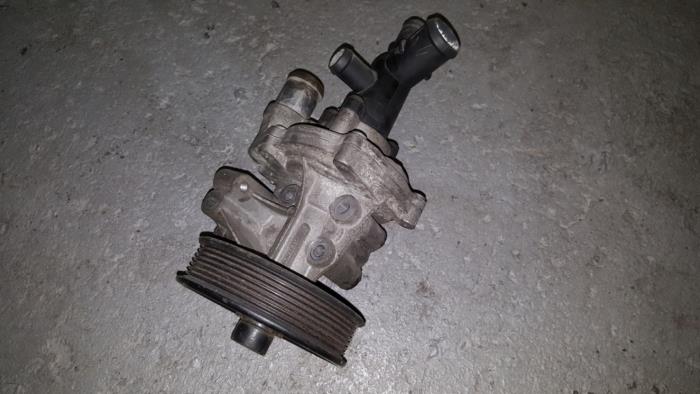 Gebruikte Waterpomp Ford Transit Prijs € 60,50 Inclusief btw aangeboden door AKAS Automaterialen