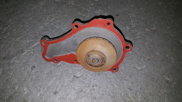 Gebruikte Waterpomp Ford Fiesta Prijs € 24,20 Inclusief btw aangeboden door AKAS Automaterialen