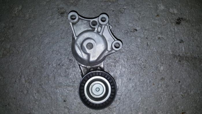 Gebruikte Spanner multiriem Citroen C4 Picasso Prijs € 36,30 Inclusief btw aangeboden door AKAS Automaterialen