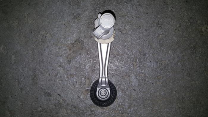 Gebruikte Spanner multiriem BMW 1-Serie Prijs € 24,20 Inclusief btw aangeboden door AKAS Automaterialen