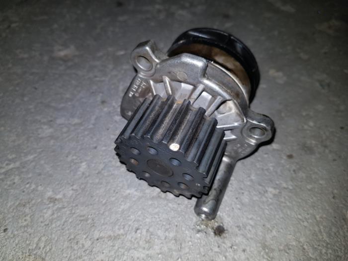 Gebruikte Waterpomp Volkswagen Caddy Prijs € 24,20 Inclusief btw aangeboden door AKAS Automaterialen