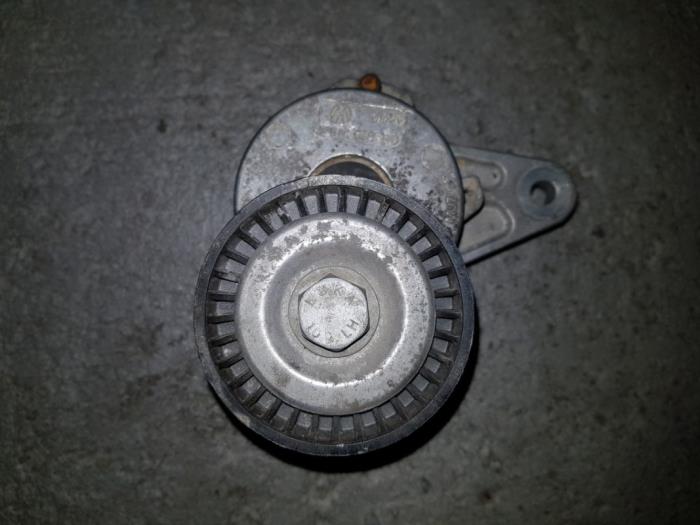 Gebruikte Spanner multiriem Volkswagen E-Golf Prijs € 36,30 Inclusief btw aangeboden door AKAS Automaterialen