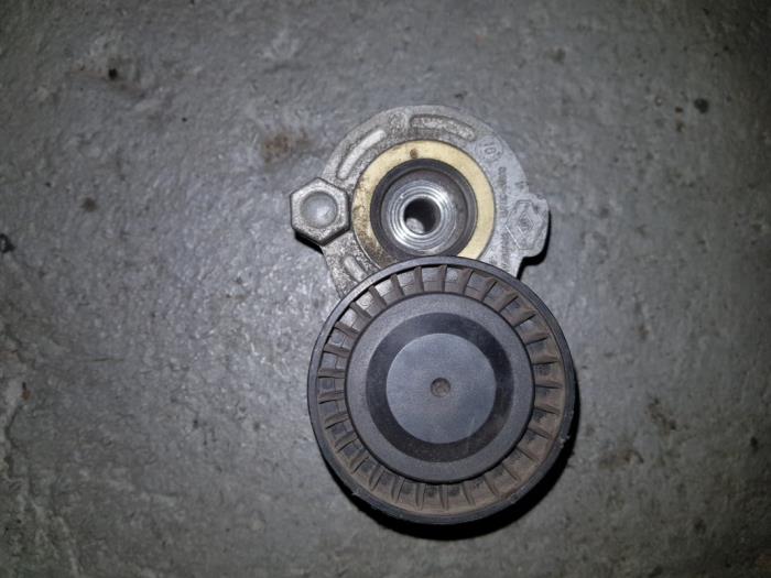 Gebruikte Spanner multiriem Renault Megane Prijs € 30,25 Inclusief btw aangeboden door AKAS Automaterialen
