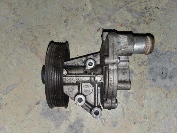 Gebruikte Waterpomp Ford Transit Prijs € 42,35 Inclusief btw aangeboden door AKAS Automaterialen