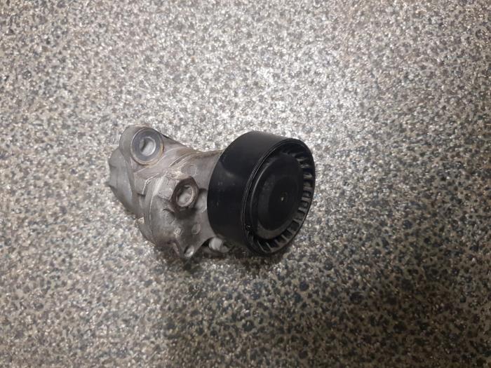 Gebruikte Spanner multiriem Volkswagen E-Golf Prijs € 12,10 Inclusief btw aangeboden door AKAS Automaterialen