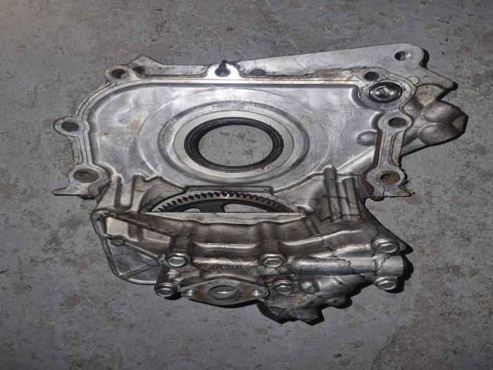 Gebruikte Oliepomp Mazda 6 Prijs € 90,75 Inclusief btw aangeboden door AKAS Automaterialen