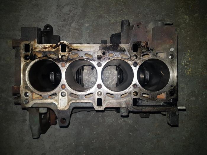Gebruikte Motor Onderblok Opel Corsa Prijs € 60,50 Inclusief btw aangeboden door AKAS Automaterialen