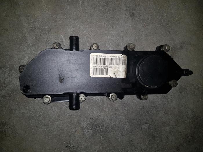 Gebruikte Kleppendeksel Fiat Ducato Prijs € 36,30 Inclusief btw aangeboden door AKAS Automaterialen