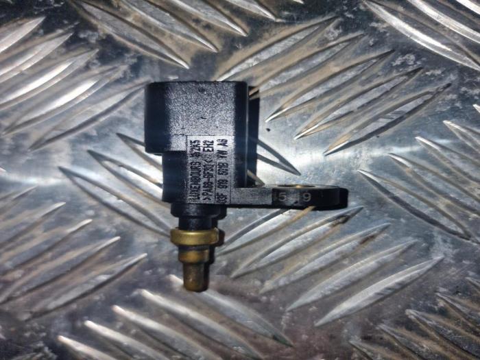 Gebruikte Temperatuursensor Motor Volkswagen T-Cross Prijs € 12,10 Inclusief btw aangeboden door AKAS Automaterialen