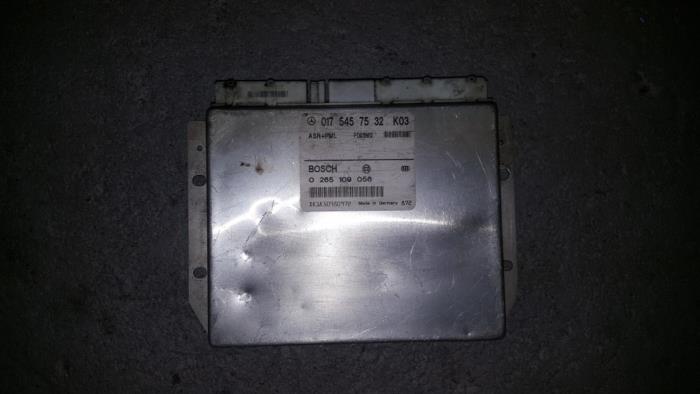 Gebruikte Computer ASR Mercedes E-Klasse Prijs € 42,35 Inclusief btw aangeboden door AKAS Automaterialen