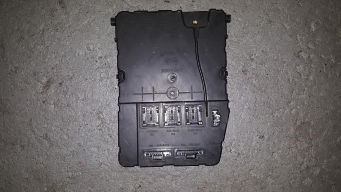 Gebruikte Bodycontrol Module Renault Megane Prijs € 60,50 Inclusief btw aangeboden door AKAS Automaterialen