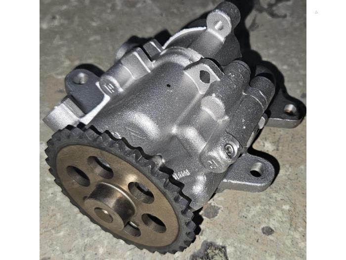 Gebruikte Oliepomp Ford Ranger Prijs € 36,30 Inclusief btw aangeboden door AKAS Automaterialen