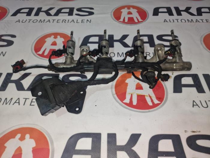 Gebruikte Injector brug Volkswagen Golf Prijs € 242,00 Inclusief btw aangeboden door AKAS Automaterialen