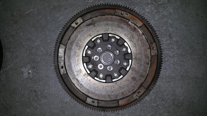 Gebruikte Vliegwiel Citroen BX Prijs € 121,00 Inclusief btw aangeboden door AKAS Automaterialen (acceptatie)