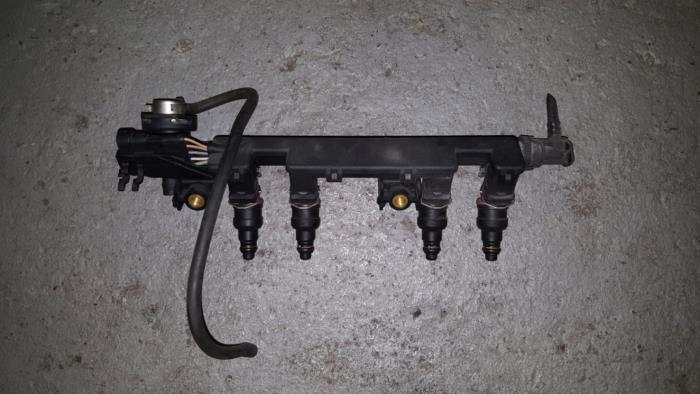 Gebruikte Verstuiver brug Citroen BX Prijs € 48,40 Inclusief btw aangeboden door AKAS Automaterialen (acceptatie)
