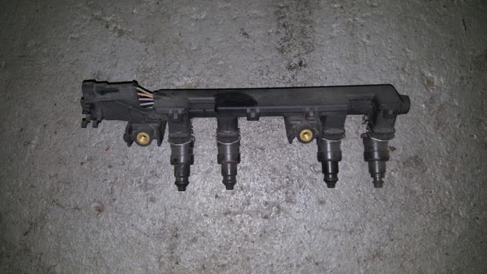 Gebruikte Galerij (Injectie) Citroen BX Prijs € 48,40 Inclusief btw aangeboden door AKAS Automaterialen (acceptatie)