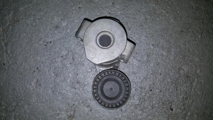 Gebruikte Spanner multiriem Citroen BX Prijs € 30,25 Inclusief btw aangeboden door AKAS Automaterialen (acceptatie)