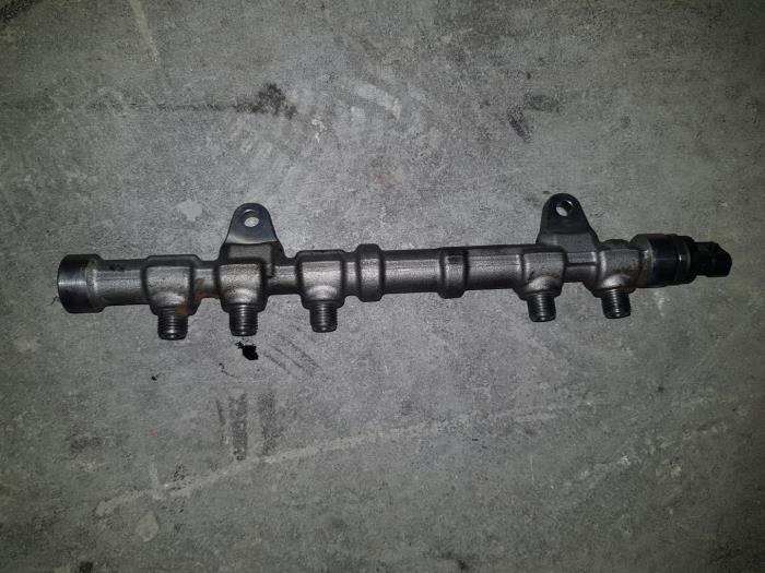 Gebruikte Brandstofverdeler Citroen BX Prijs € 36,30 Inclusief btw aangeboden door AKAS Automaterialen (acceptatie)