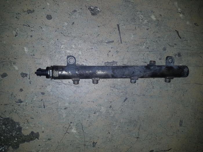 Gebruikte Brandstofverdeler Citroen BX Prijs € 60,50 Inclusief btw aangeboden door AKAS Automaterialen (acceptatie)