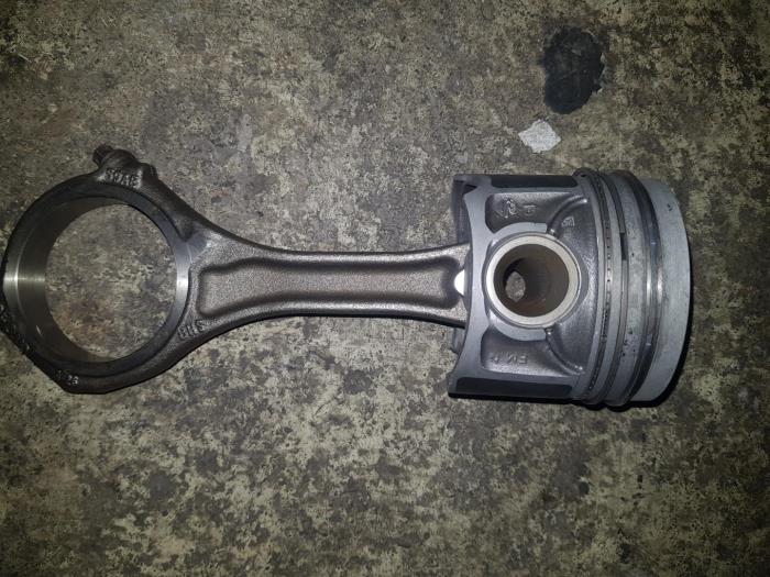Gebruikte Zuiger Citroen BX Prijs € 90,75 Inclusief btw aangeboden door AKAS Automaterialen (acceptatie)