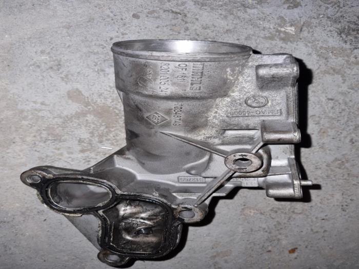 Gebruikte Oliefilterhuis Citroen BX Prijs € 42,35 Inclusief btw aangeboden door AKAS Automaterialen (acceptatie)