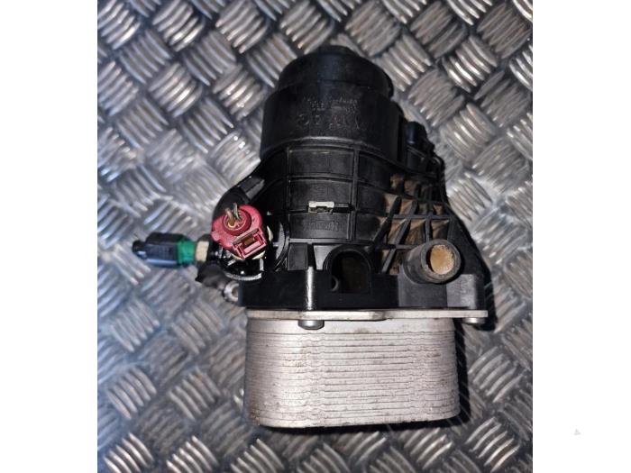 Gebruikte Oliefilterhuis Porsche Cayenne Prijs € 24,20 Inclusief btw aangeboden door AKAS Automaterialen (acceptatie)